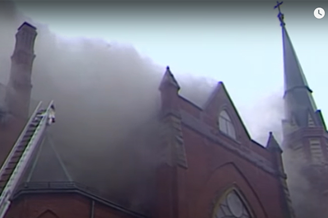 Sparatis Mengamuk, Pendeta dan Biarawati Diculik, Gereja Dibakar