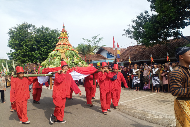 Meriahnya Merti Desa Loano, Desa Cantik Tetangga Borobudur