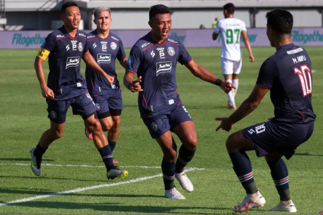Arema FC Lakukan Persiapan Matang Jelang Derbi Jatim Melawan Persebaya 