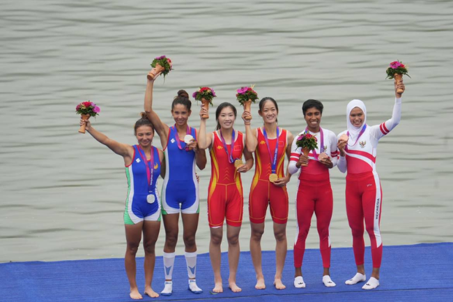 Indonesia Raih Medali Perdana Asian Games 2023