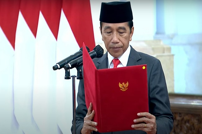 Jokowi Lantik Menkominfo Baru, Wamen dan Wantimpres, Begini Sumpahnya