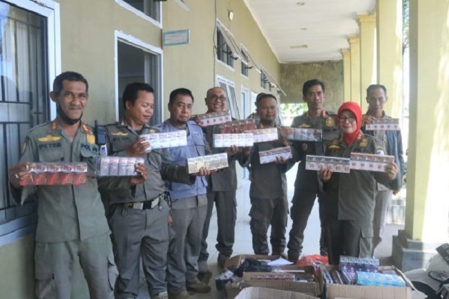Satgas BKC Lombok Barat Sita Puluhan Ribu Batang Rokok Ilegal
