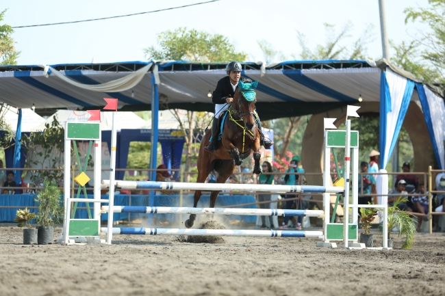 Atlet Berkuda Equestrian Kabupaten Pasuruan Raih 7 Medali di Porprov Jatim 2023