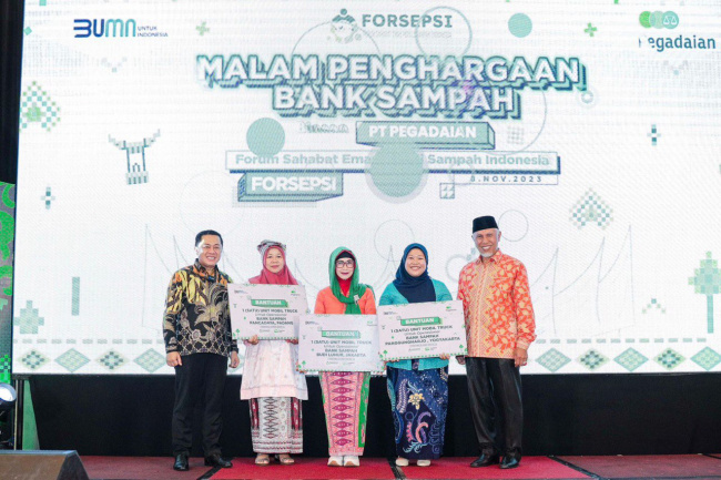 Gigih Ciptakan Lingkungan Bersih, Pegadaian Beri Penghargaan Untuk Bank Sampah Binaan Terbaik Se-Indonesia