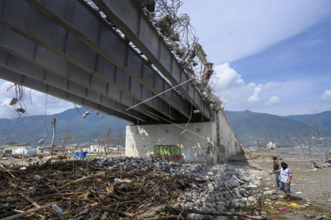 PUPR Rehabilitasi dan Rekonstruksi 12 Jalan dan Jembatan di Sulteng Pascabencana Gempa dan Tsunami