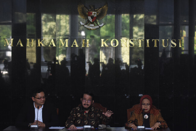 TPDI dan Perekat: Manuver Anwar Usman untuk Alihkan Perhatian Publik