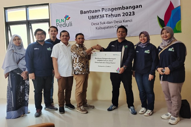 Program PLN Peduli Salurkan Bantuan Pengembangan UMKM di Cirebon