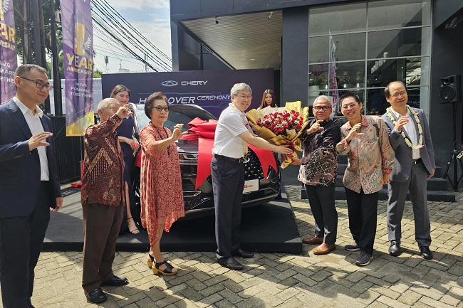 Bahas Masa Depan Pasar Indonesia, Founder Chery Kumpulkan Dealer di Jakarta