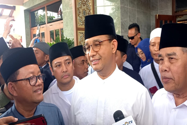 Anies Wahyu Tumurun Baswedan Safari Ke Kebumen Tokoh Nu Tumplek Di Lokasi Politik