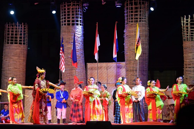 Festival Budayaw IV Perkuat Hubungan Budaya Negara EAGA  