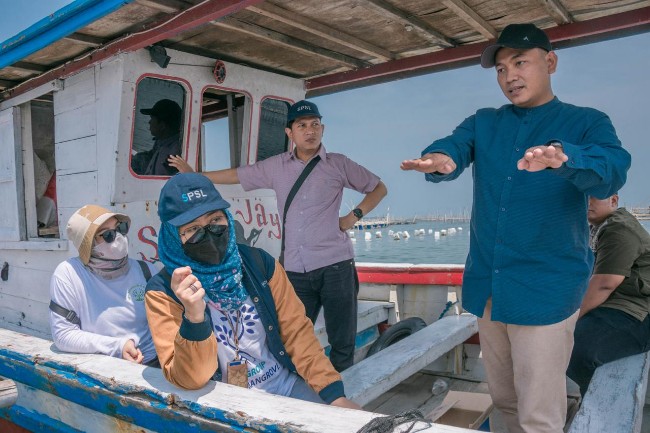 Berdayakan Masyarakat Lewat Program Teman Nelayan, Subholding Pelindo Komitmen Jaga Lingkungan