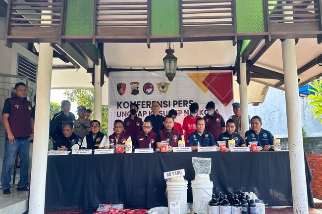 Gerebek Clandestine Lab di Semarang, Bea Cukai dan Bareskrim Polri Sita Sabu dan MDMA