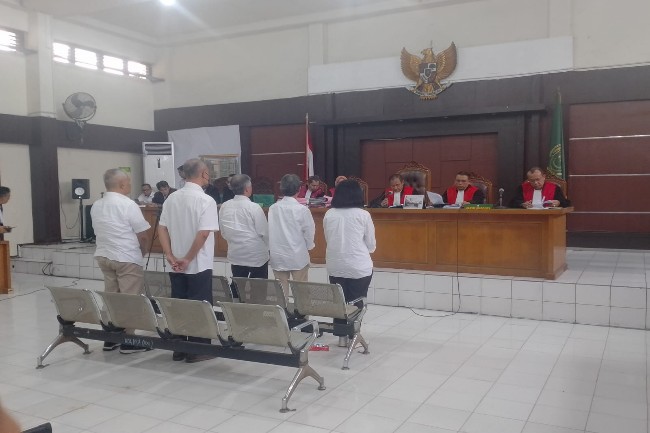 Hakim PN Tipikor Palembang Vonis Bebas 5 Terdakwa Korupsi Kasus Akuisisi PTBA