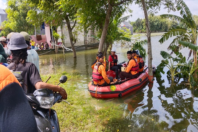 Diduga Hanyut Terseret Arus Banjir, Dua Santriwati Asal Grobogan Ditemukan Tewas