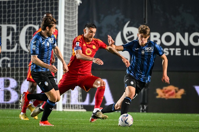 Atalanta Kalahkan AS Roma 2-1, Amankan Zona Liga Champions