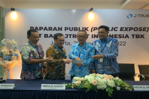Dirut J Trust Bank: Laba Bersih September 2022 Rp85 Miliar