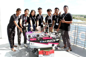 Sikat MIT, Tim Kapal Robot ITS Surabaya Pertahankan Gelar Juara di Florida, AS