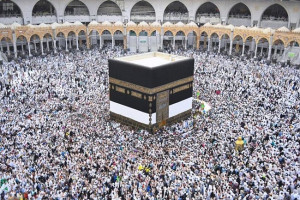 Saudi Sarankan Jemaah Umrah Tidak Membawa Banyak Uang Tunai
