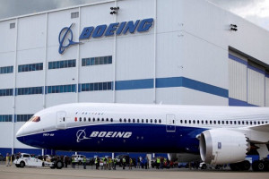 Boeing Hentikan Pengiriman 787 Dreamliner akibat Cacat di Ekor Pesawat