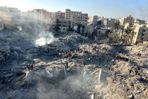 Pesawat Tempur Israel Mengebom Kamp Pengungsi Nusseirat, Puluhan Korban Tewas