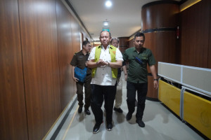 Tim Konesitas Tahan Direktur PT IBU terkait Korupsi Perumahan TNI AD