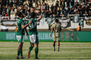 Hajar Arema FC, PSS Sleman Menang Telak 4-1