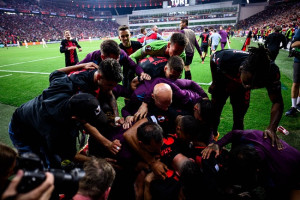 Leverkusen Bikin Rekor Baru di Eropa, Singkirkan AS Roma, Selangkah Lagi Treble Winners