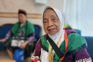 Nenek Satini, 94 tahun, Panjang Umur Tak Pernah Pakai Sandal